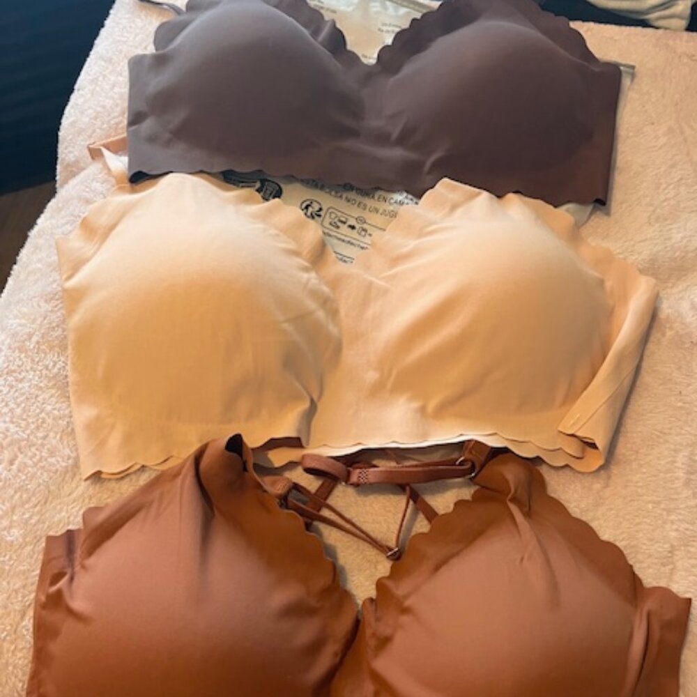 LOT OF 3  WOMENS SLIP ON BRAS  XL  NEW